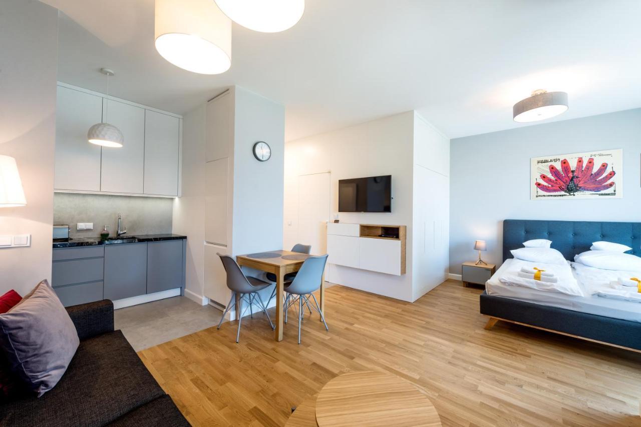 Aparthotel Kolejowa Apartamenty Warschau Exterior foto
